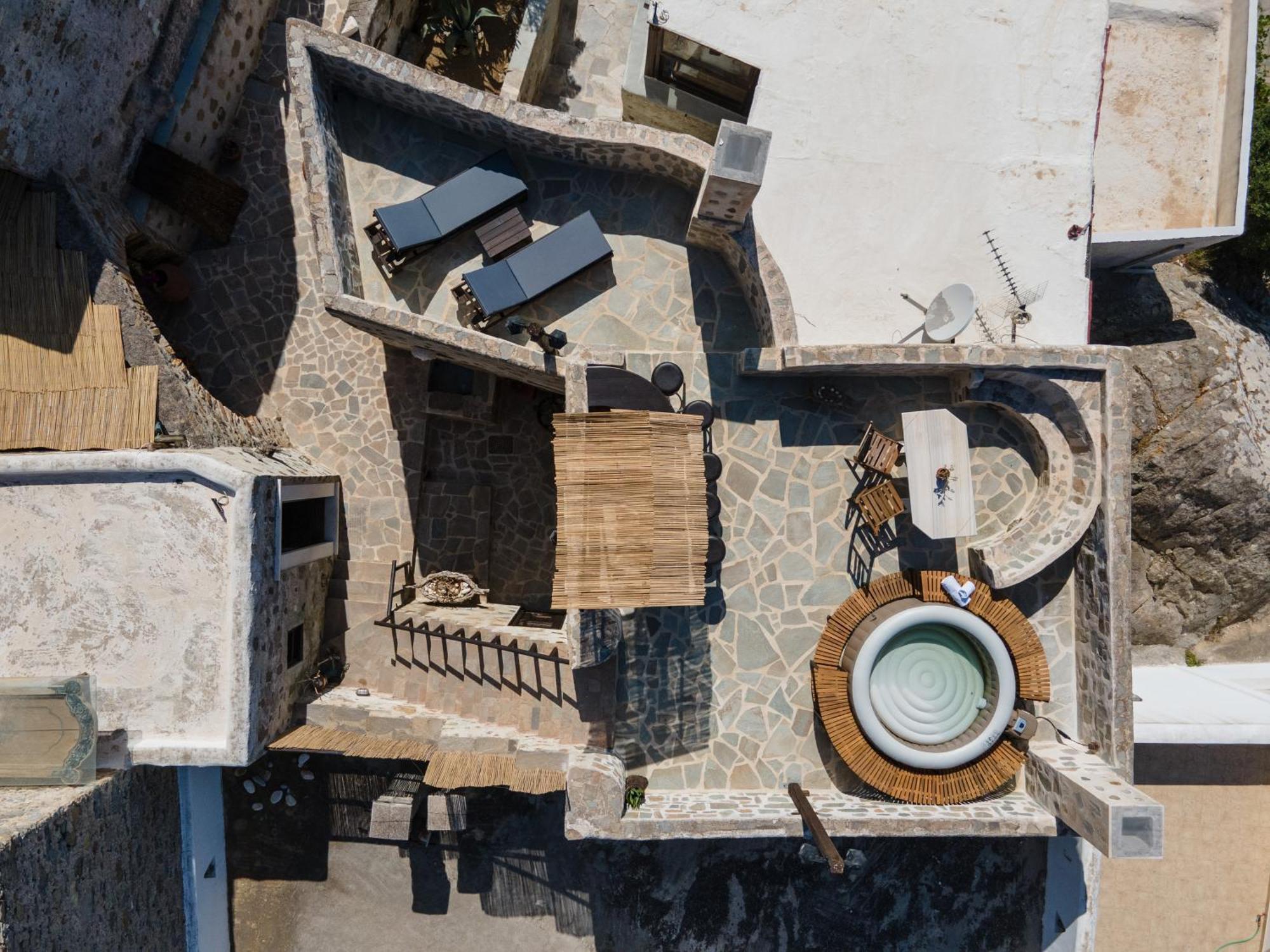 Themed House "Castle Halaros" View 17Th Century Villa Glinado Naxos Exterior foto