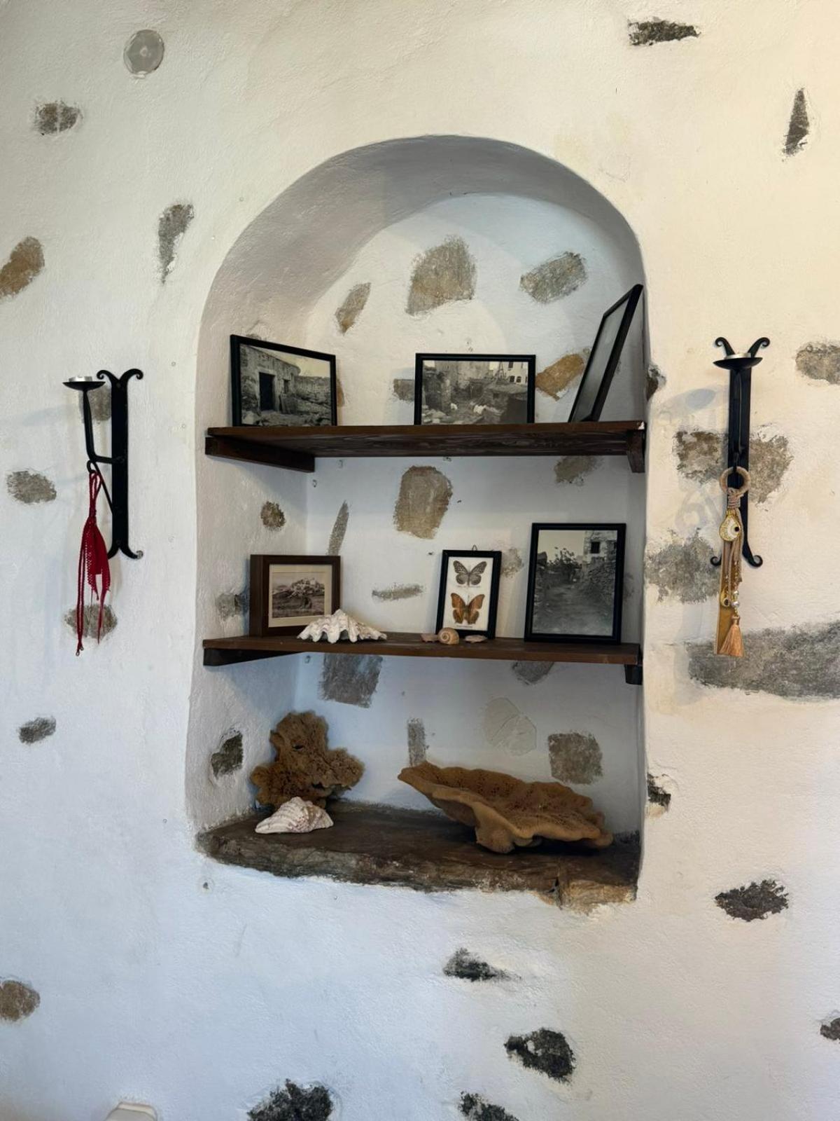 Themed House "Castle Halaros" View 17Th Century Villa Glinado Naxos Exterior foto